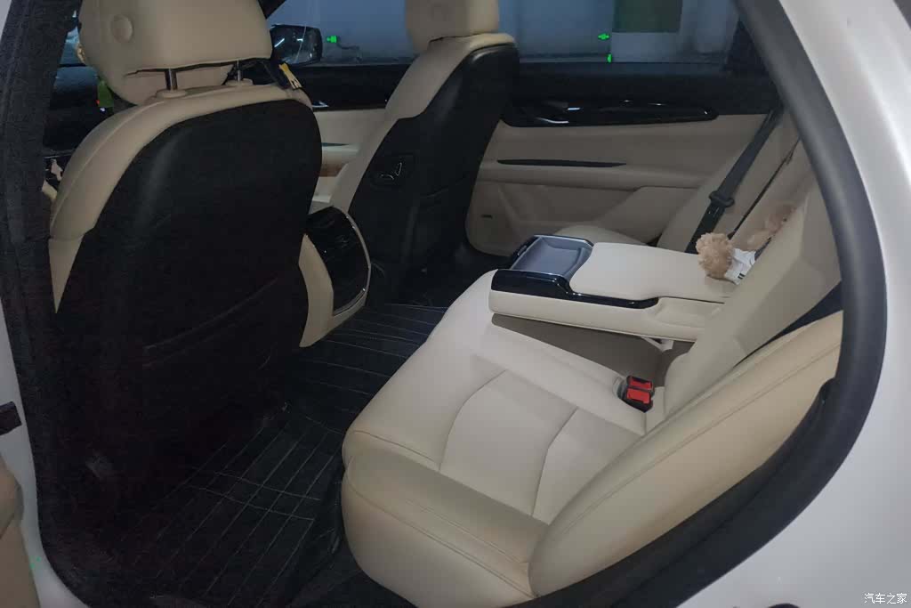 Cadillac CT6, 2020 10