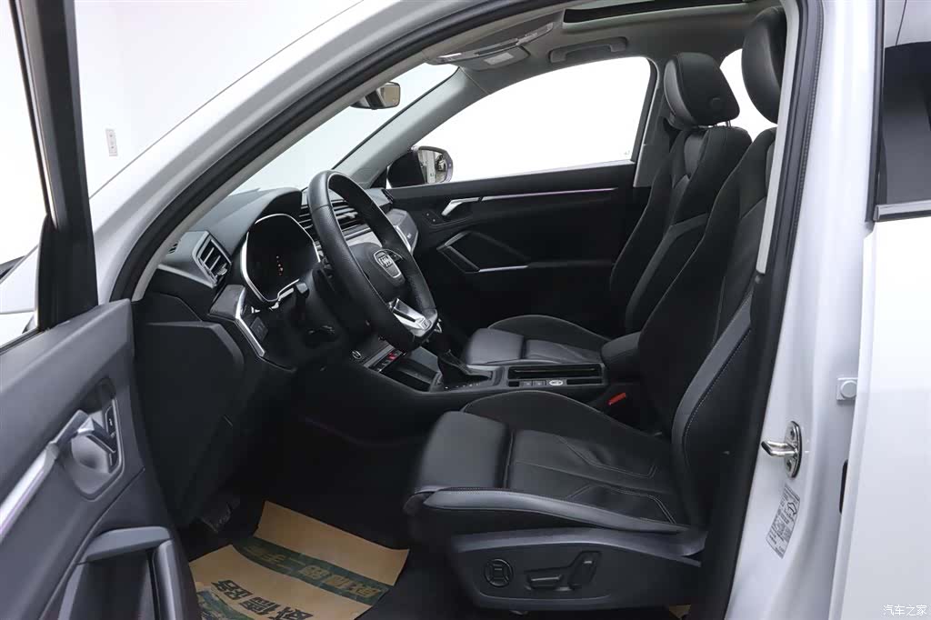 Audi Q3, 2022 14