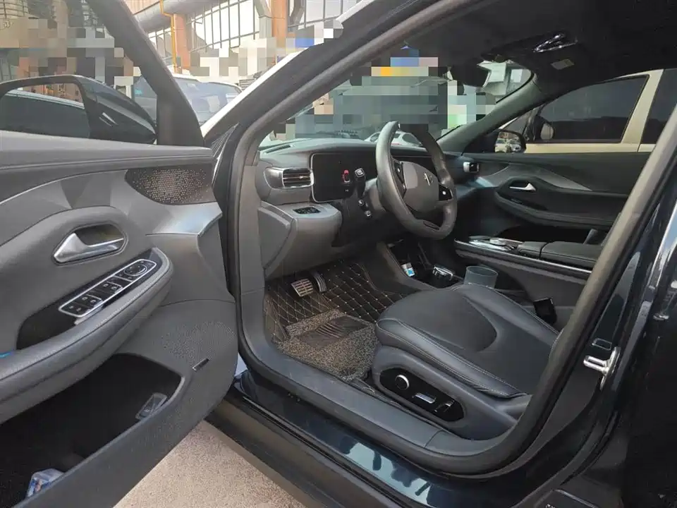 ARCFOX Polar Fox Alpha S