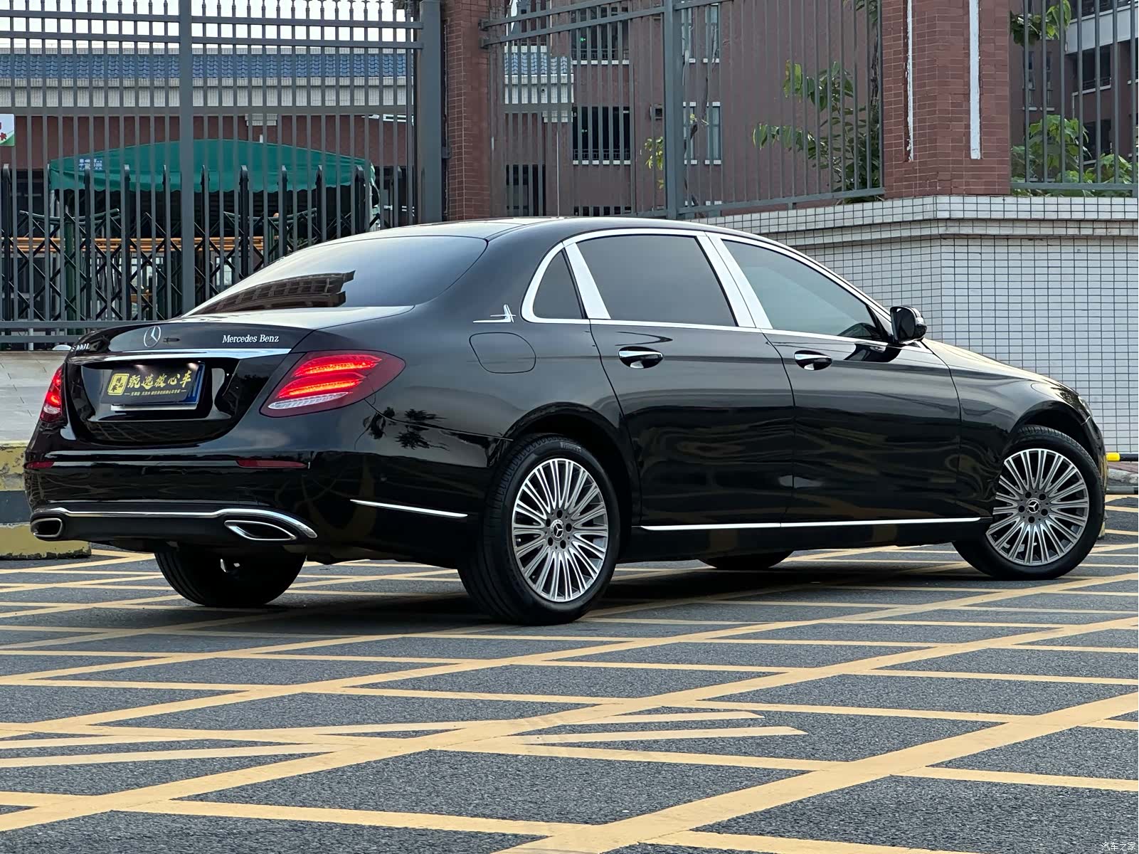 Mercedes-Benz E-Class, 2019 6