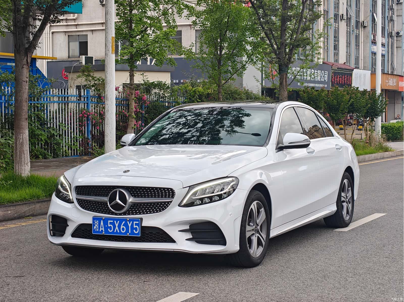 Mercedes-Benz C-Class, 2020 1