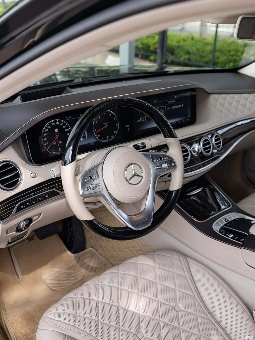 Maybach S-Class, 2020 10