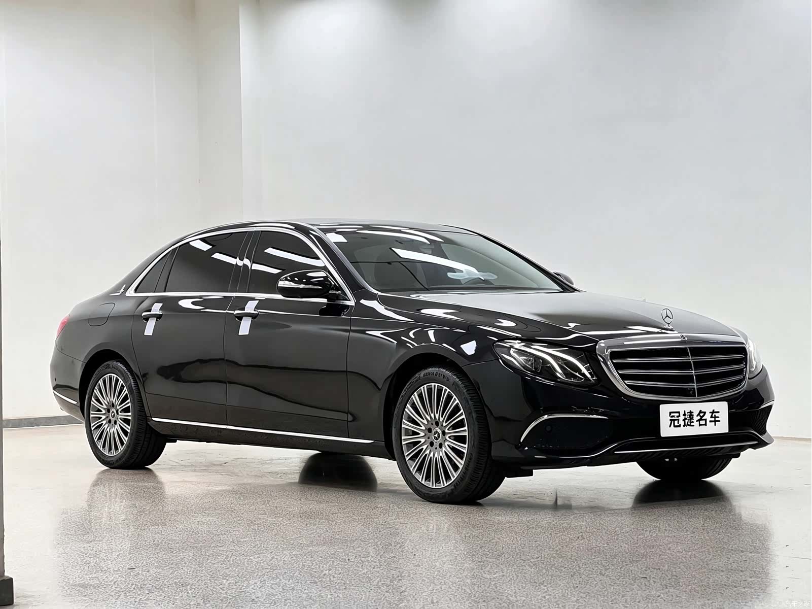 Mercedes-Benz E-Class, 2020 3