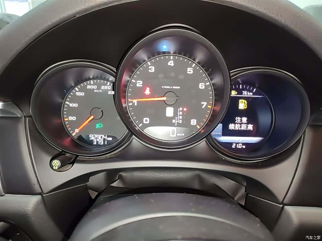 Porsche Macan, 2018 12