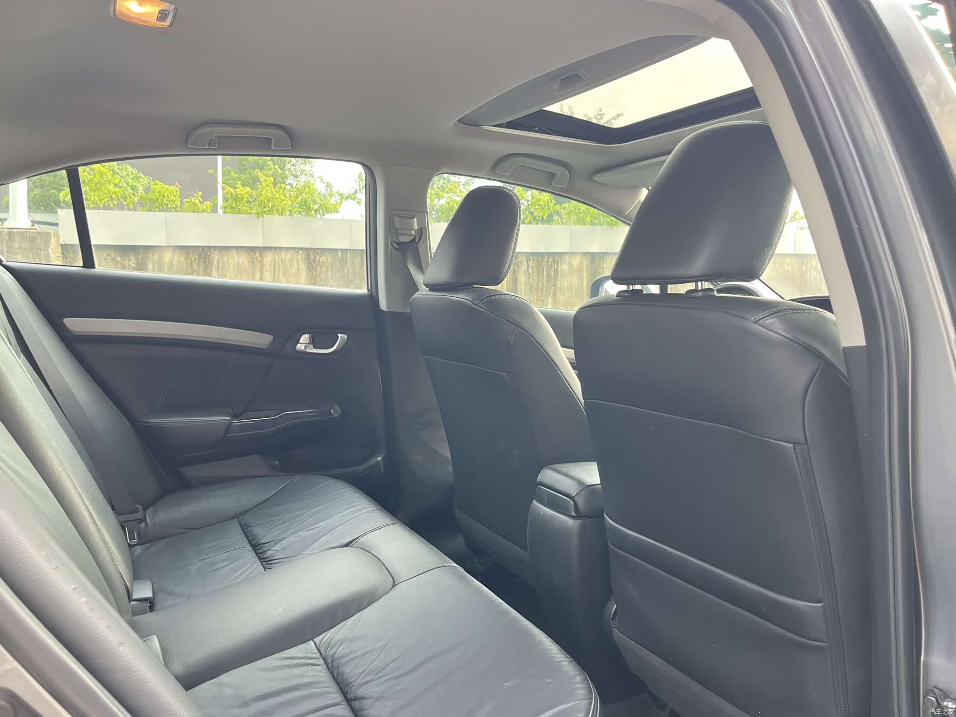 Honda Civic, 2012 21