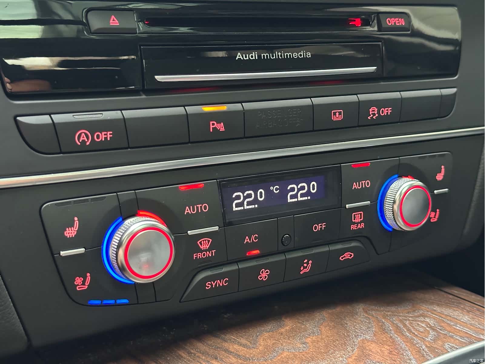 Audi A6L, 2015 28