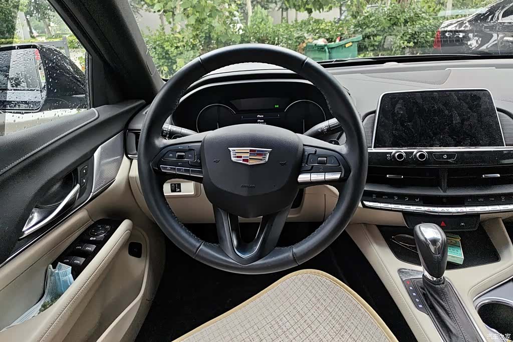 Cadillac CT4, 2024 15