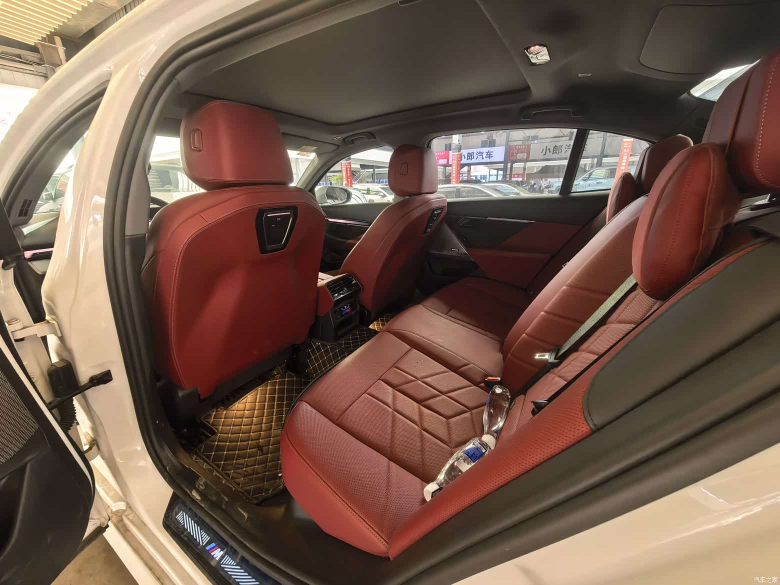 BMW 5 Series, 2025 4