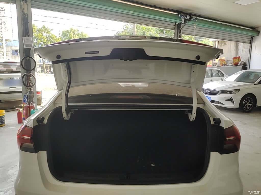 Roewe i5, 2022 19