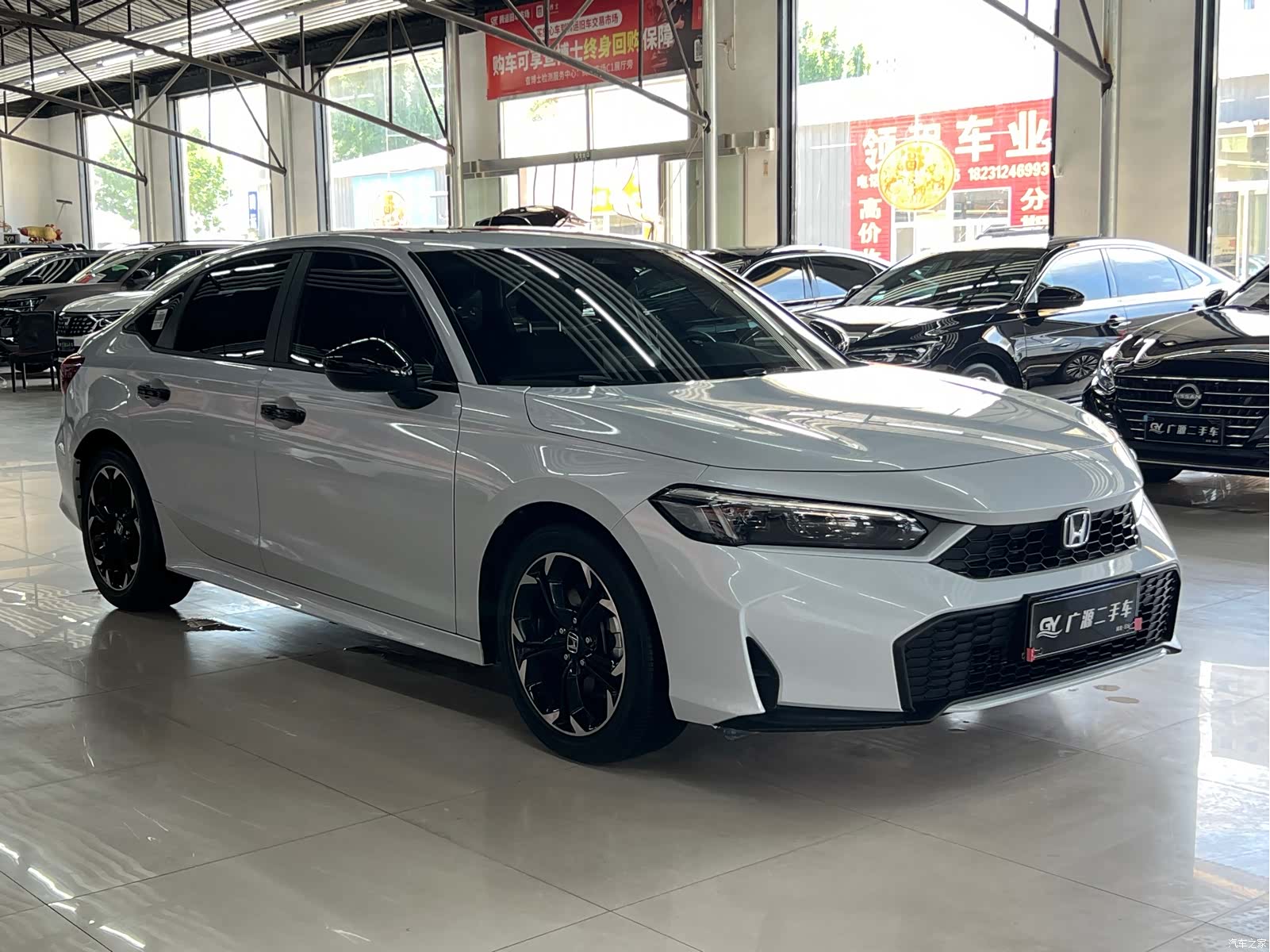 Honda Civic, 2025 3