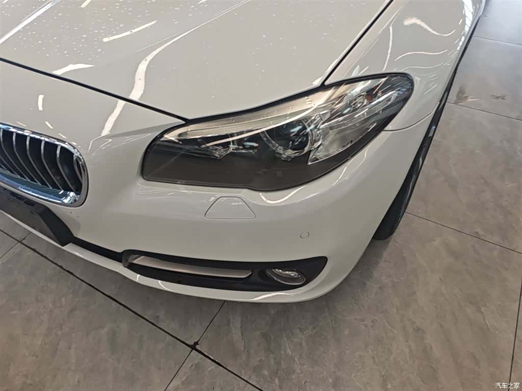 BMW 5 Series, 2017 24
