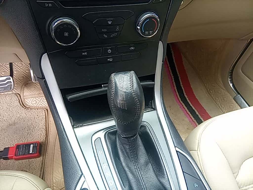Ford Edge, 2016 10
