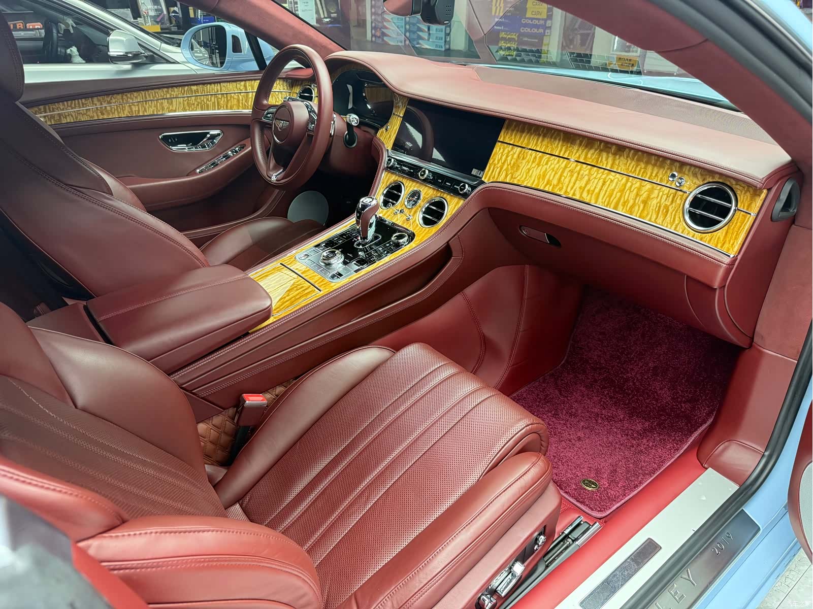 Bentley Continental GT, 2020 11