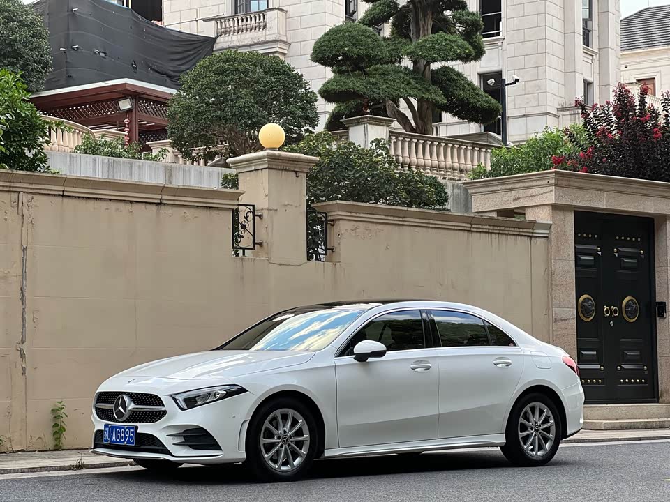 Mercedes-Benz Class A Mercedes-Benz Class A