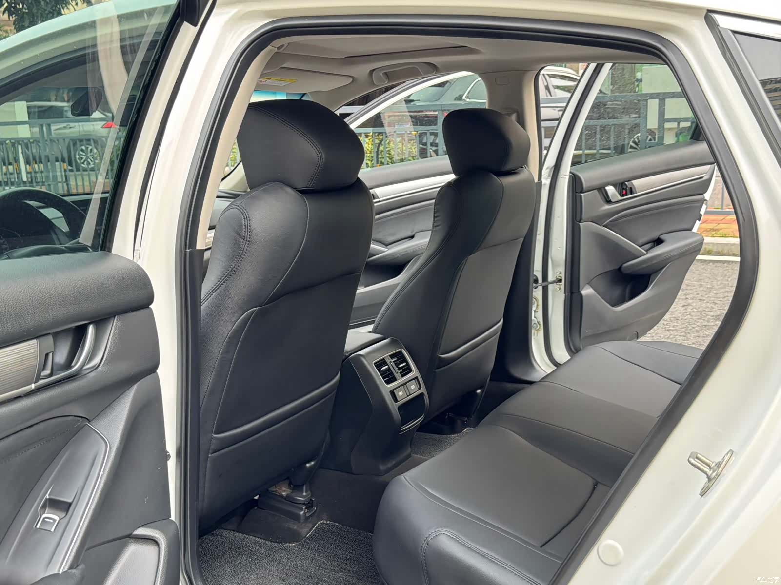 Honda Accord, 2022 9