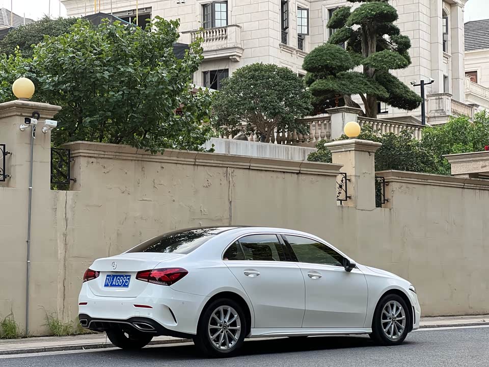 Mercedes-Benz Class A Mercedes-Benz Class A