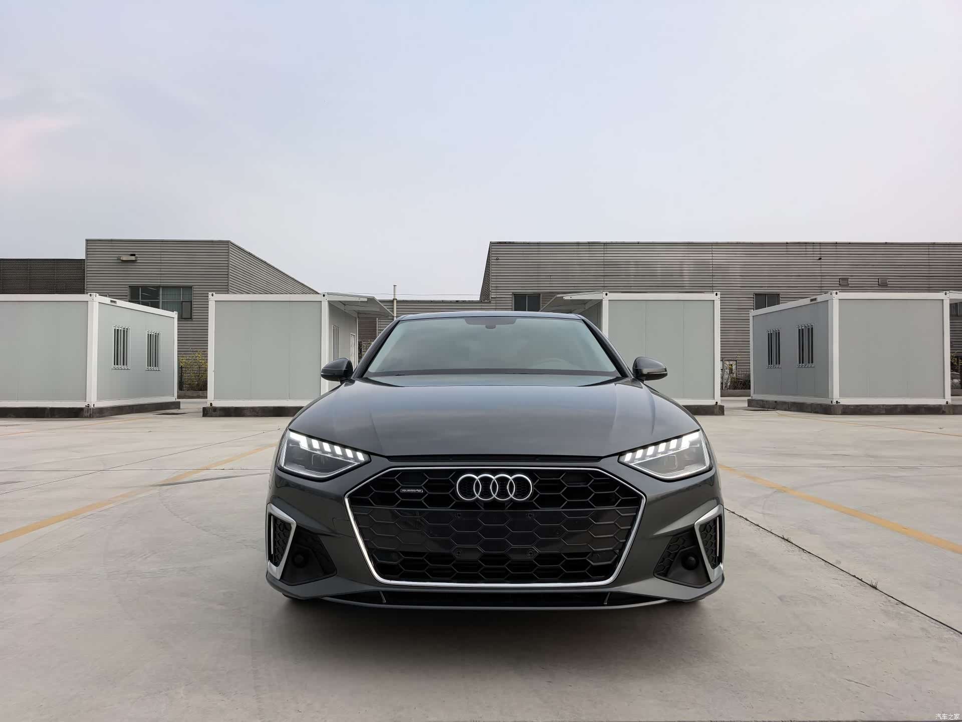Audi A4L, 2022 2