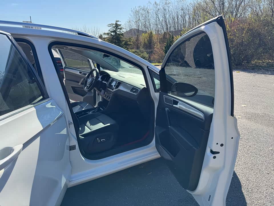 Volkswagen Golf*Jiayu