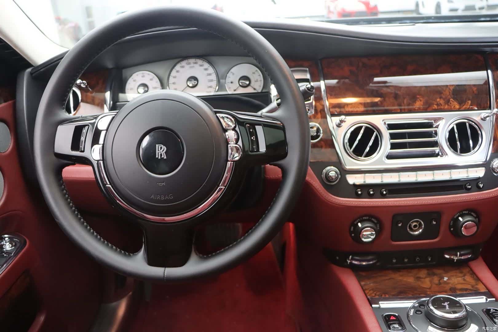 Rolls-Royce Ghost, 2014 14