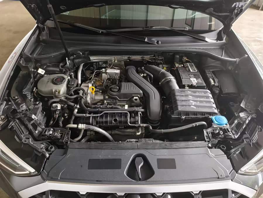 Audi Q3 2023, фото 12