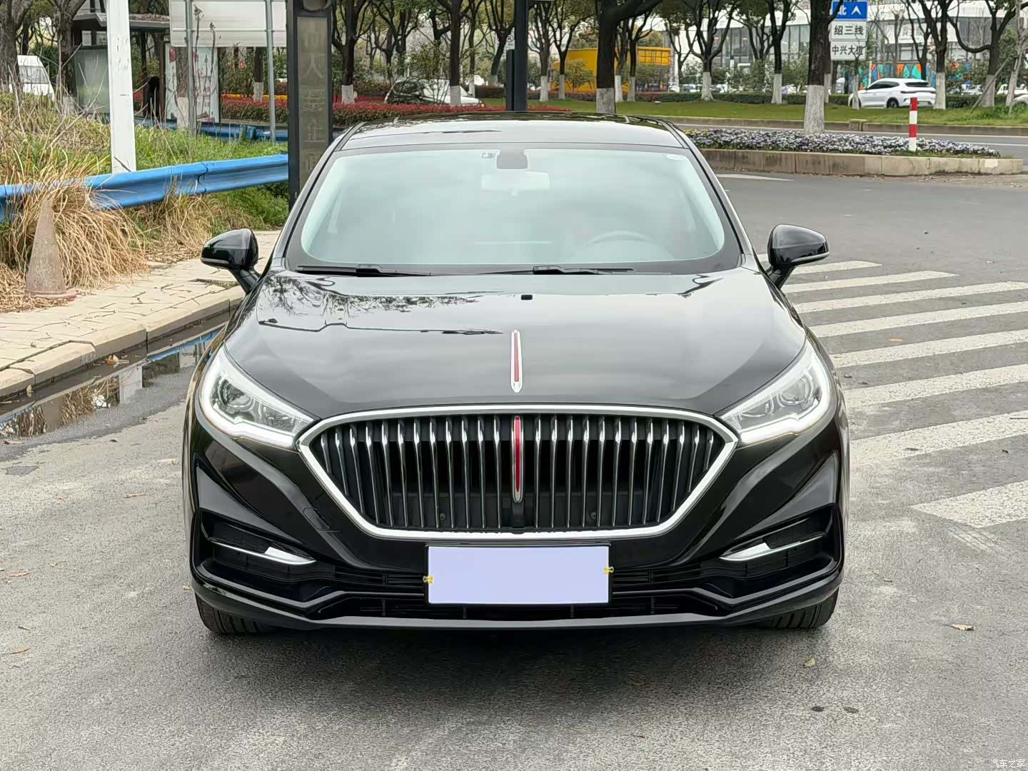Hongqi H5, 2023 2