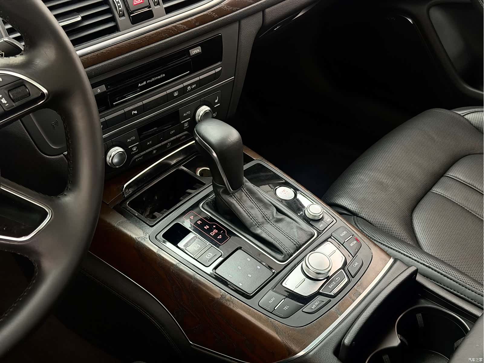 Audi A6L, 2016 14