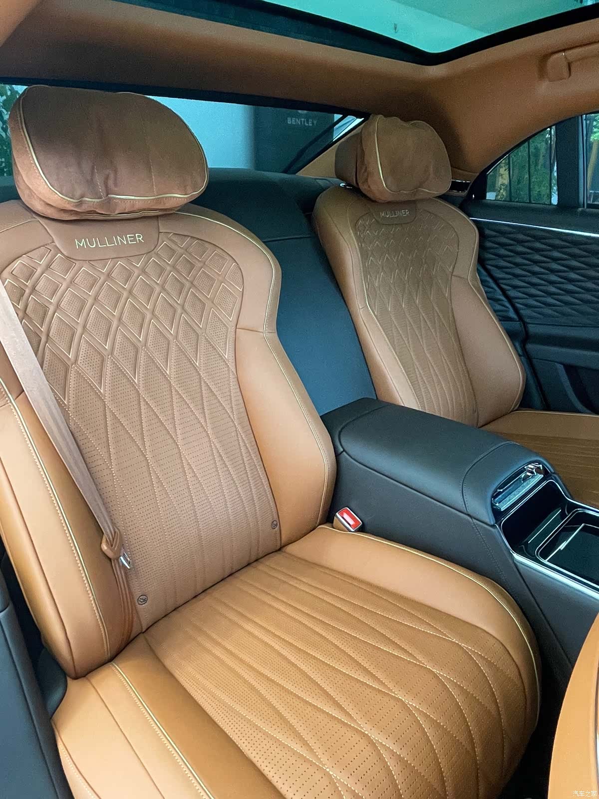 Bentley Flying Spur, 2022 17