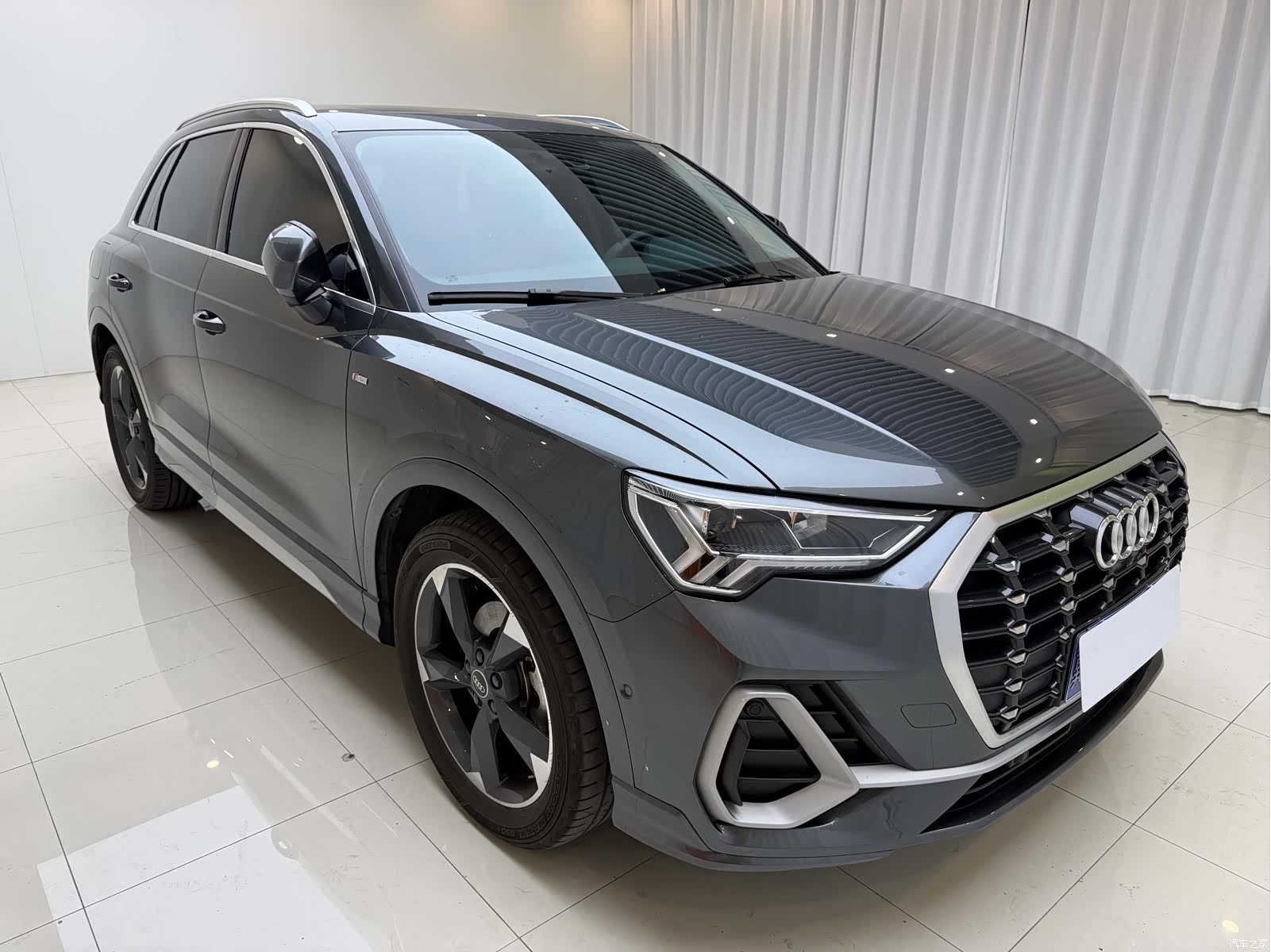 Audi Q3, 2023 3