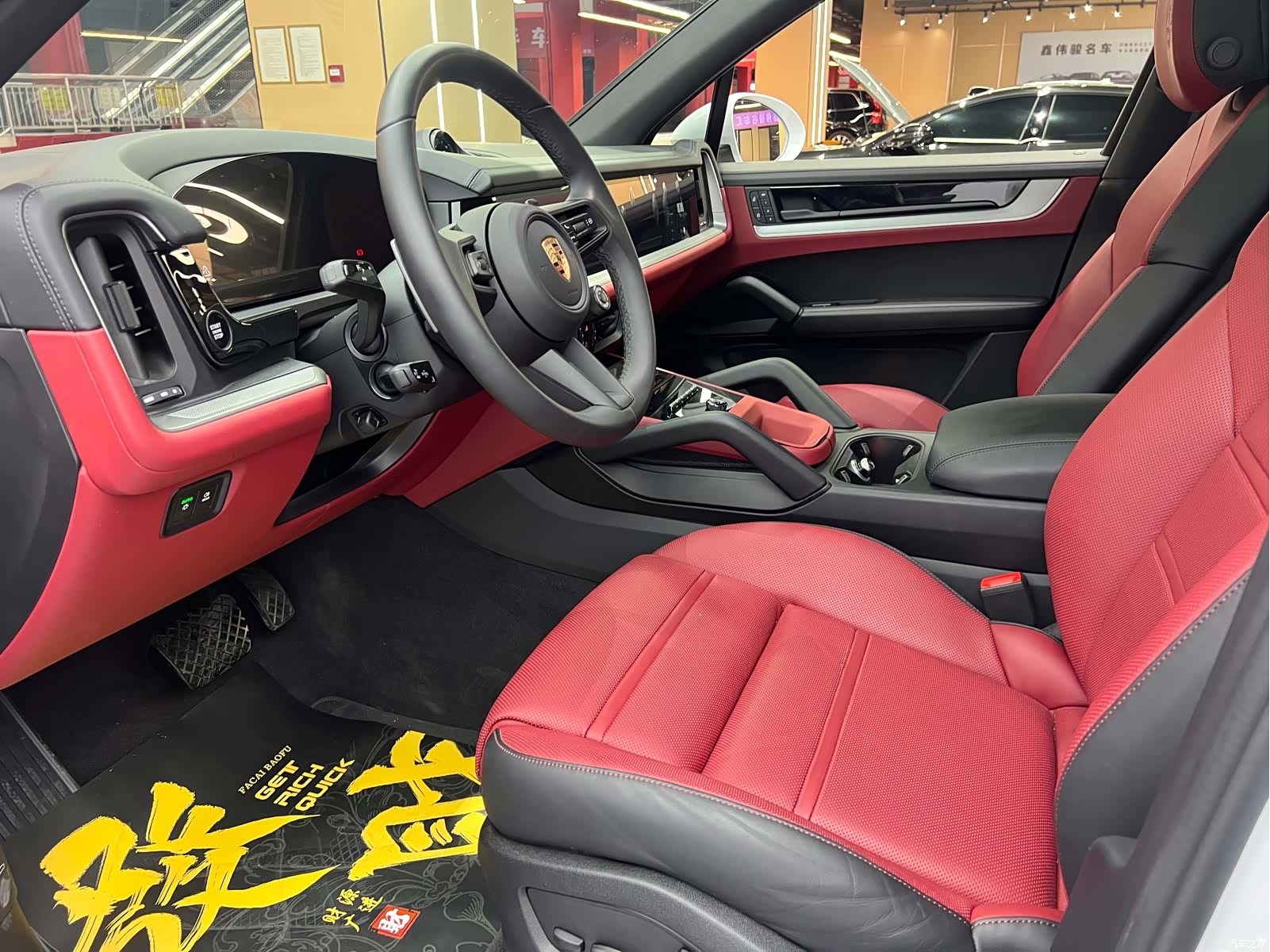 Porsche Cayenne, 2025 все фото