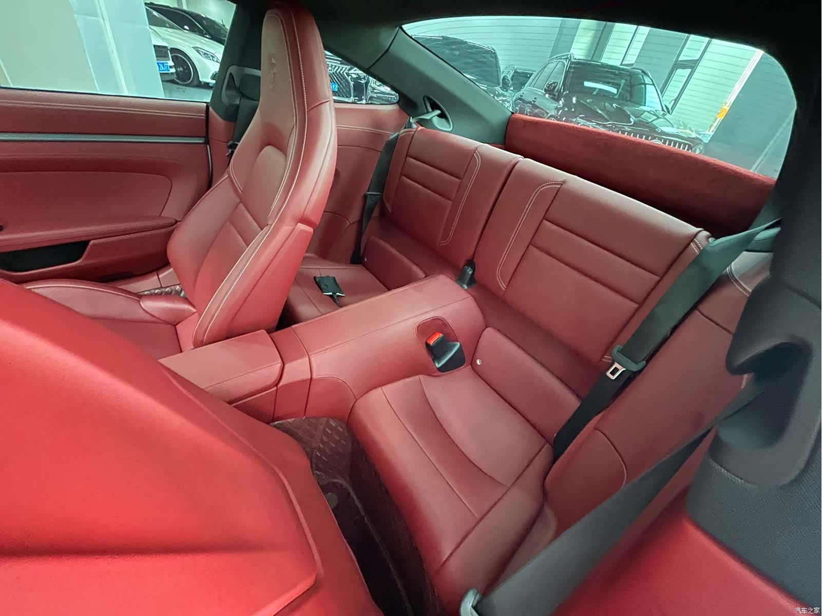 Porsche 911, 2024 14