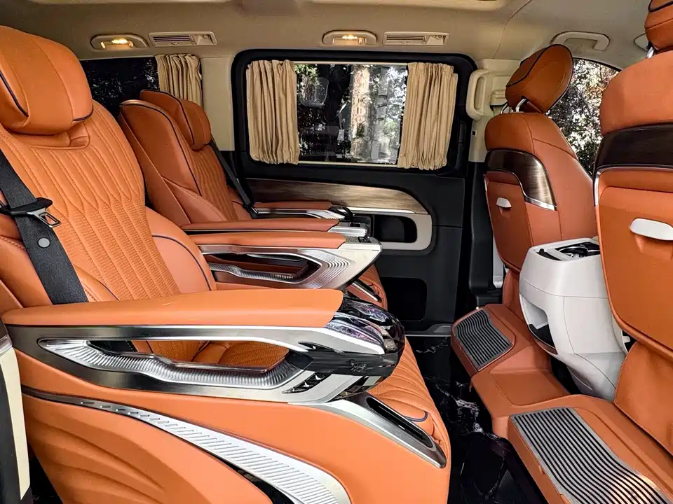 Mercedes-Benz V-class