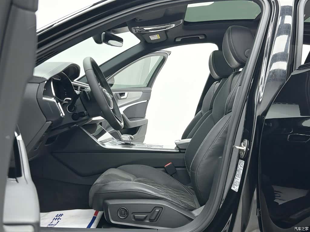Audi A6L, 2020 все фото