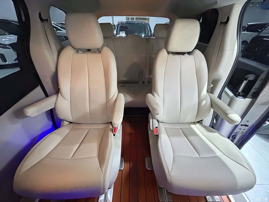 Buick GL8, 2023 16