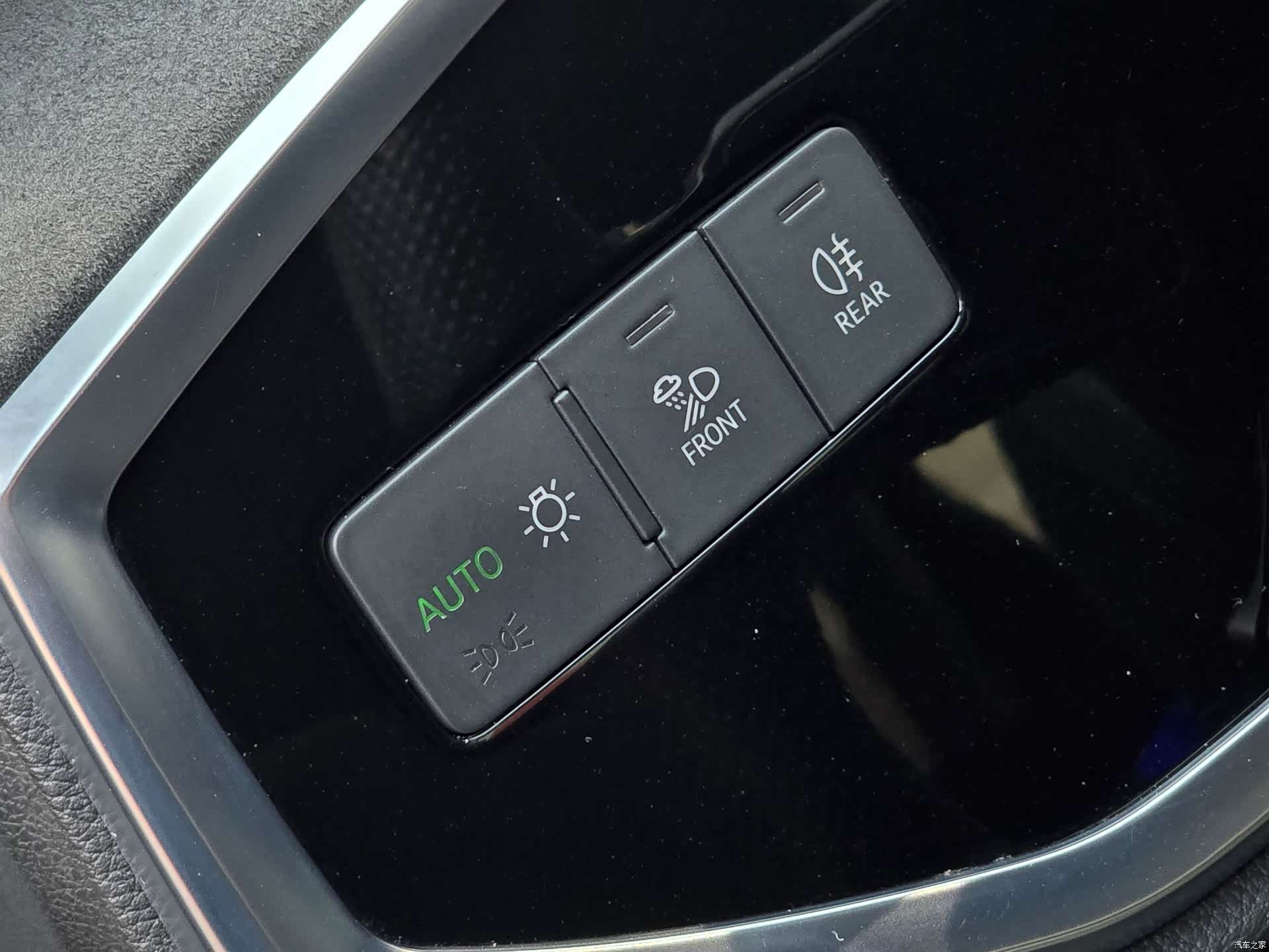 Audi Q3, 2020 21