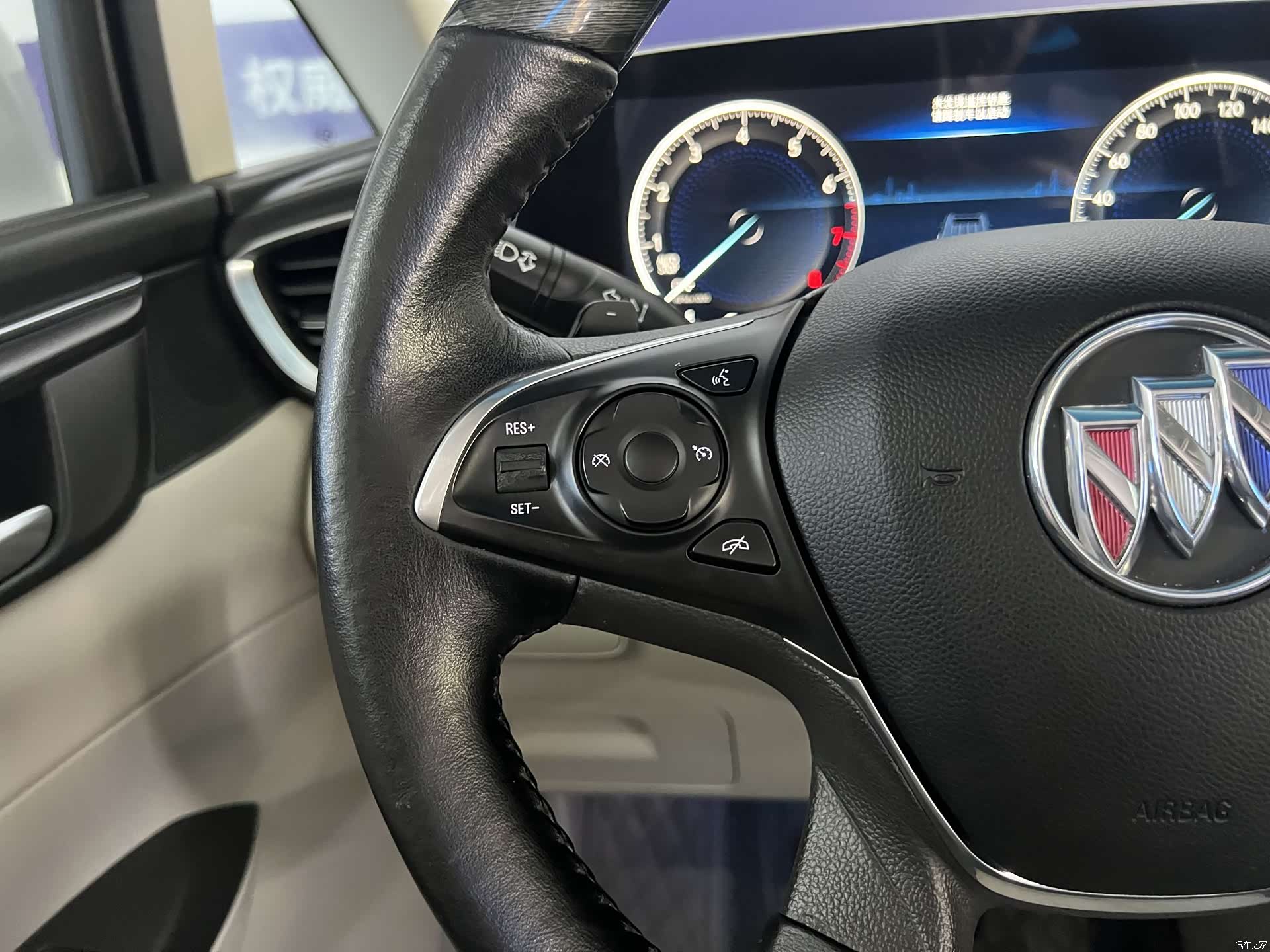 Buick GL8, 2021 21