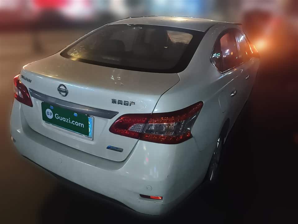 Nissan Xuan Yi