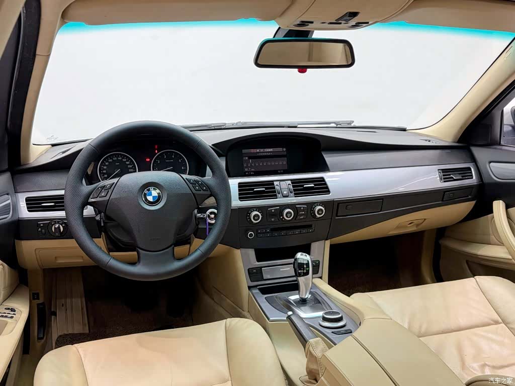 BMW 5 Series, 2008 15