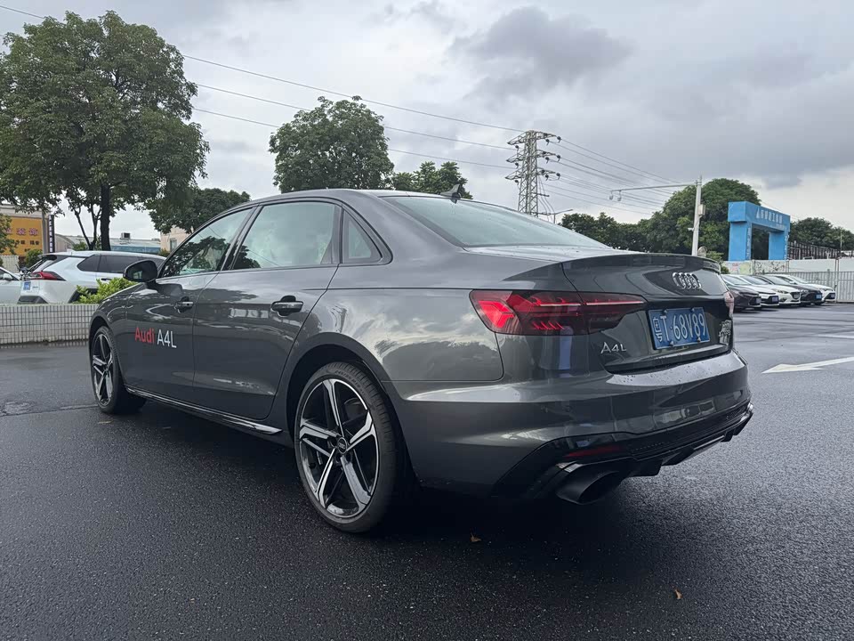 Audi A4L