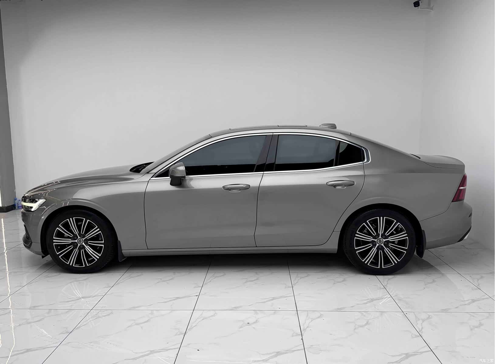 Volvo S60, 2022 16