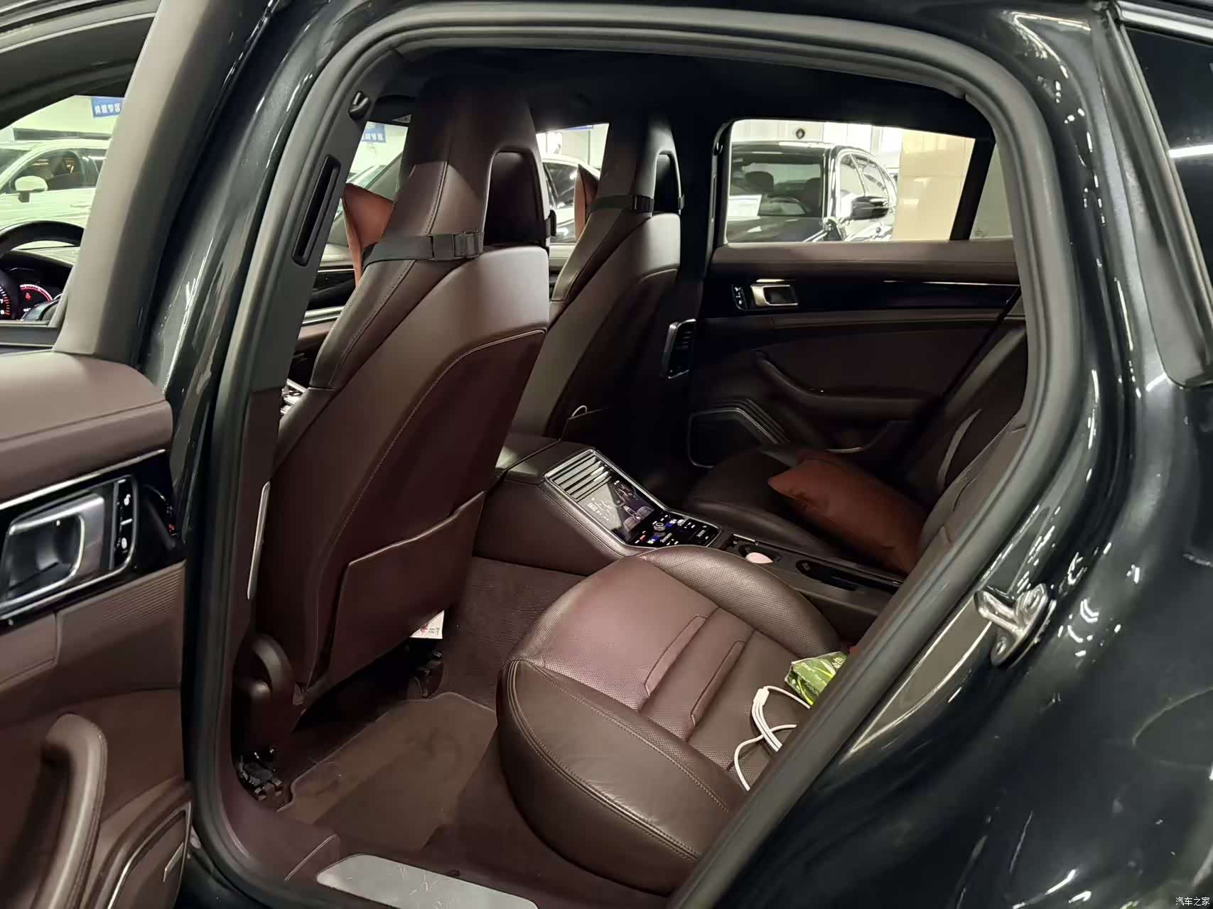 Porsche Panamera, 2017 6