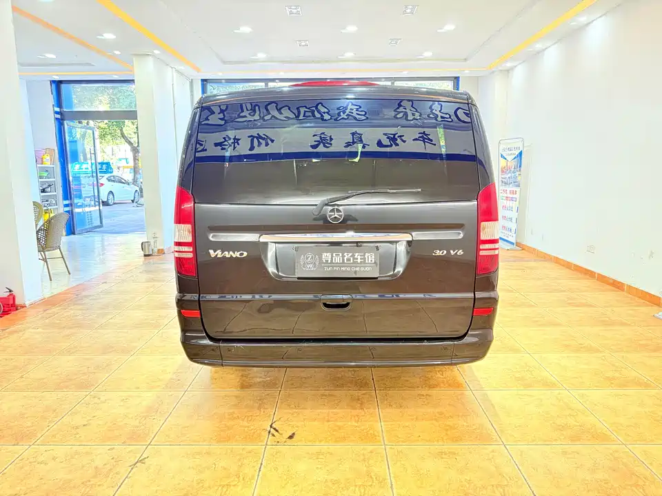 Mercedes-Benz Viano
