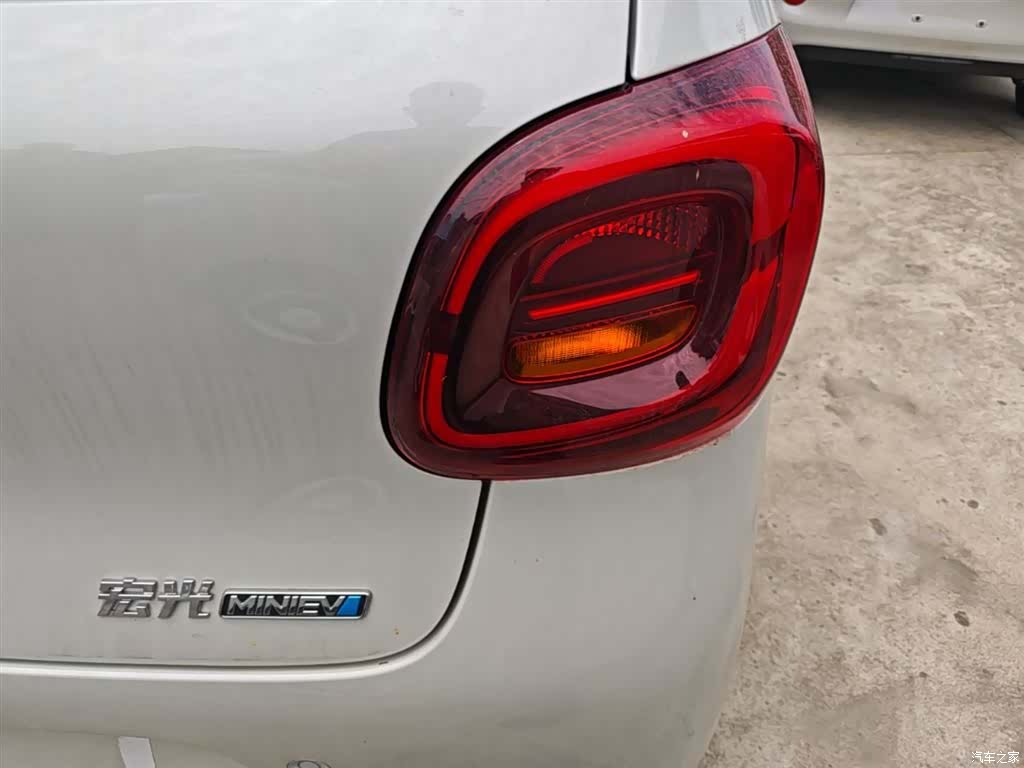 Wuling MINIEV, 2026 8