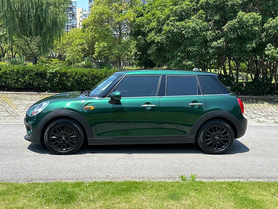 MINI MINI