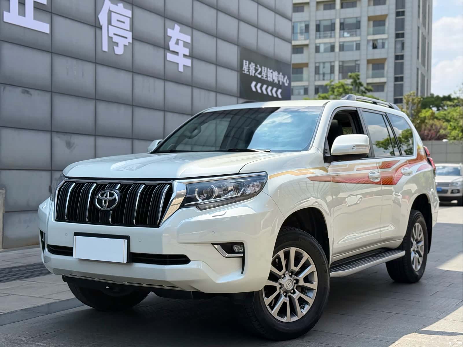 Toyota Prado, 2018 1