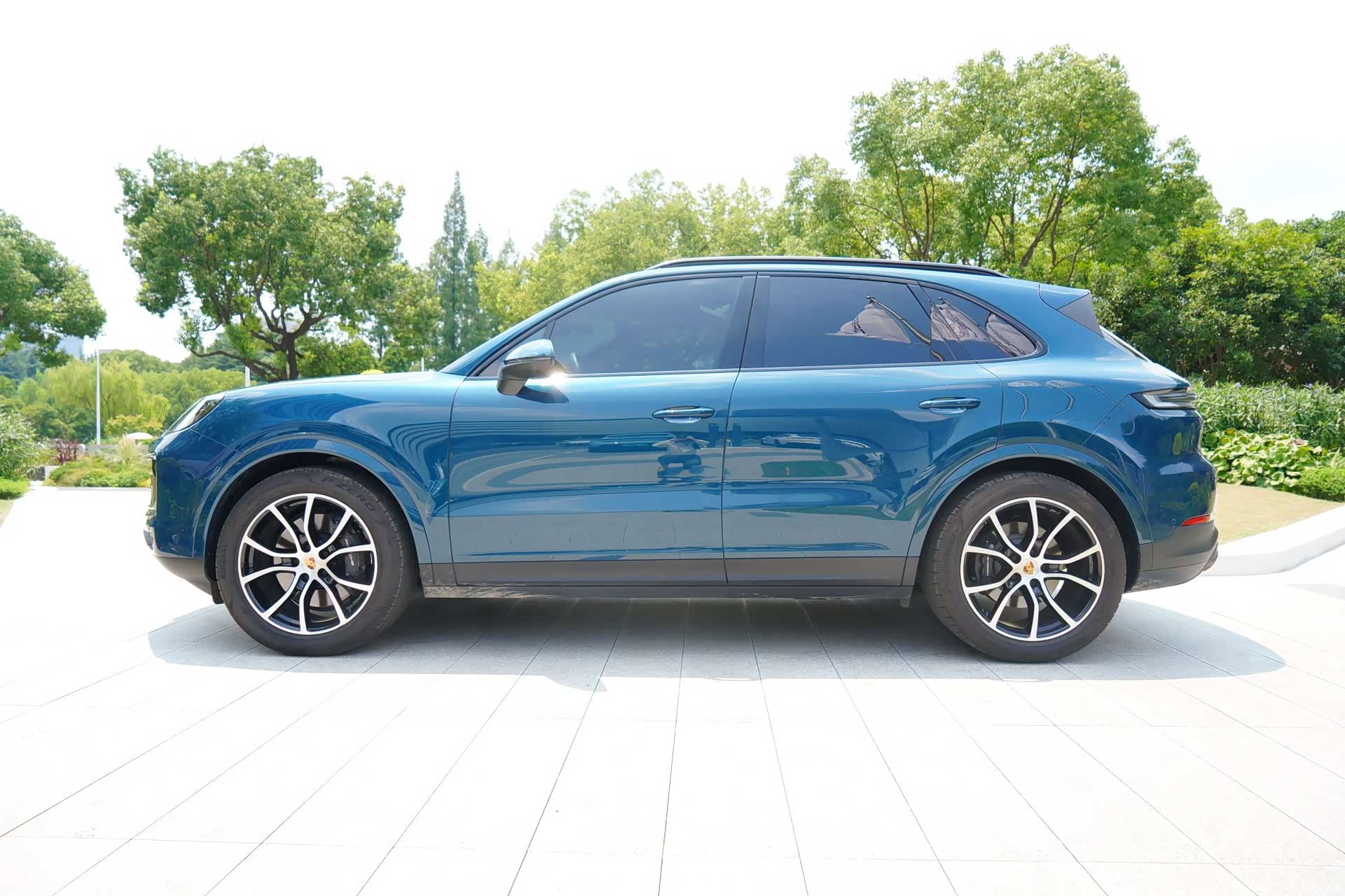 Porsche Cayenne, 2024 3