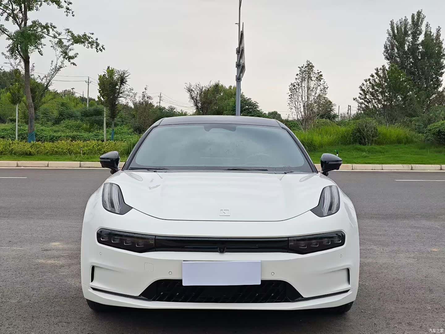 Zeekr 001, 2023 2