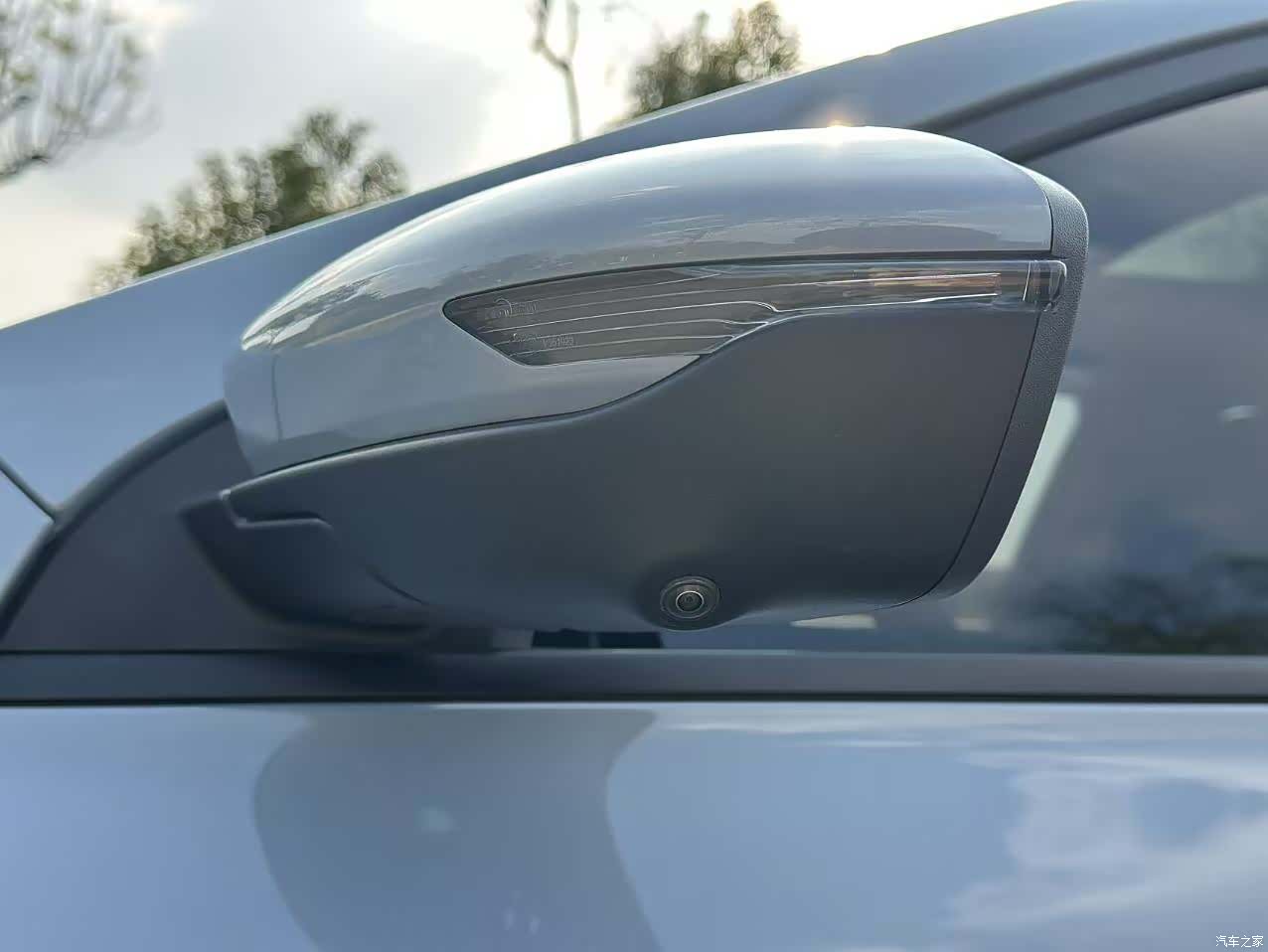 Geely Binray, 2025 23