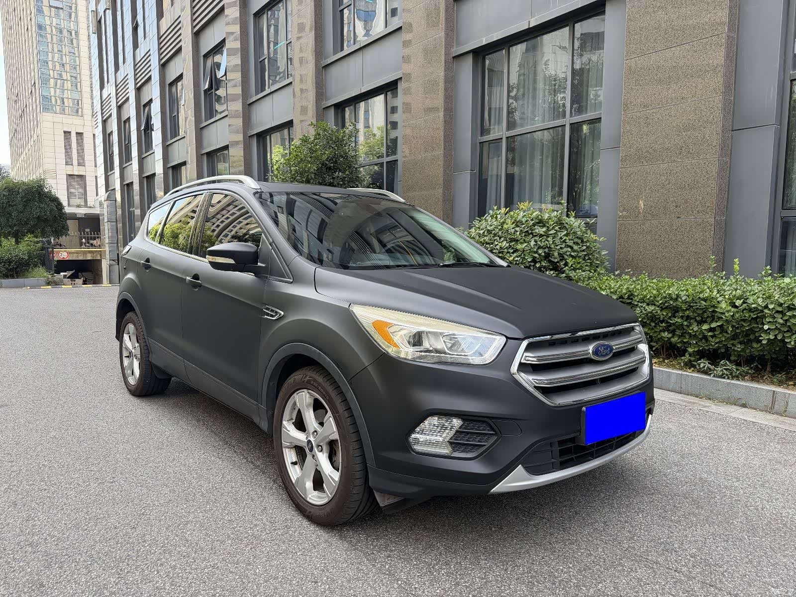 Ford Kuga, 2017 3