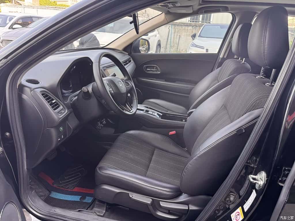 Honda Vezel, 2014 9