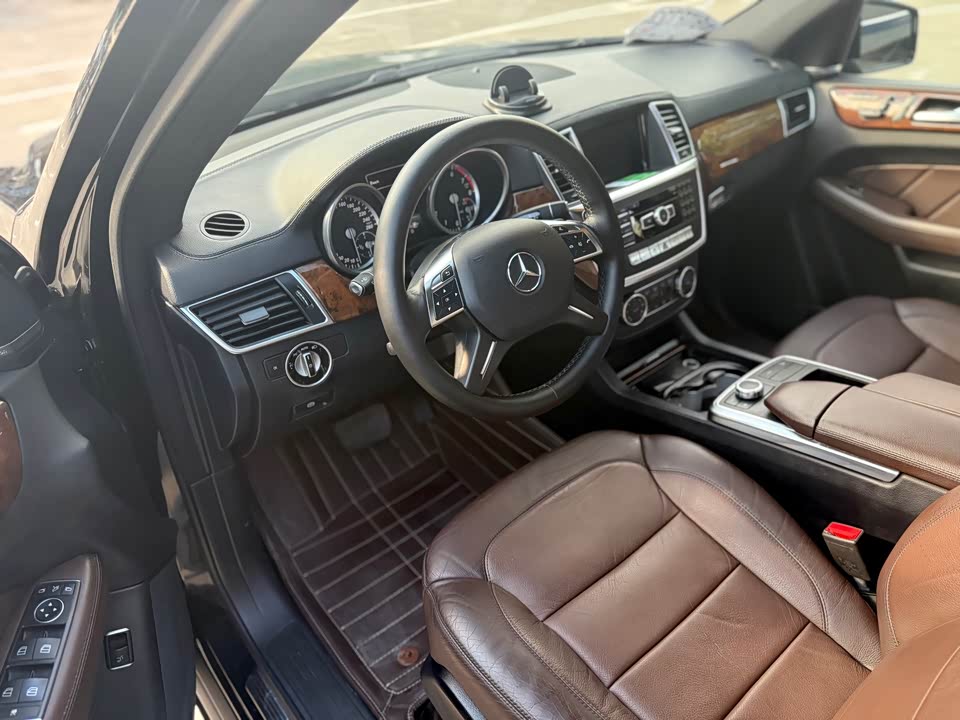 Mercedes-Benz GL grade